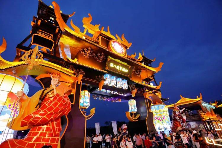 張懷民攜東坡夜游錦城，探秘夜色中的“寶藏”景點！