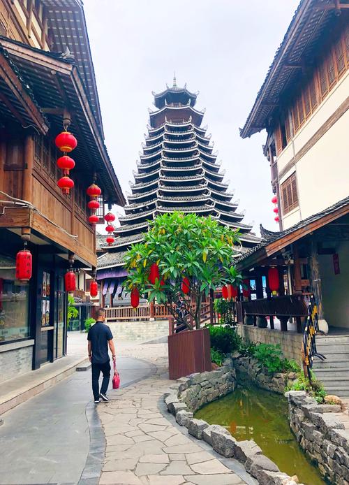 南寧相思湖小鎮(zhèn)第五屆花朝節(jié)暨歸?集開街盛典啟幕