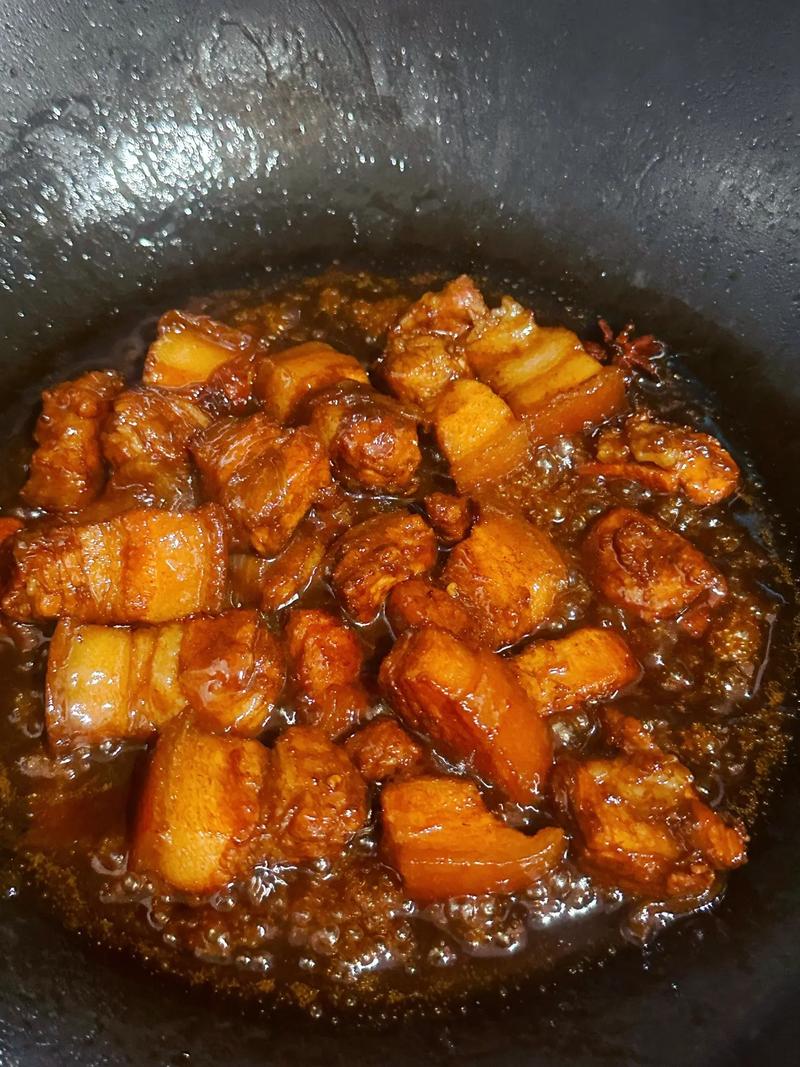 懶人版紅燒肉的做法，軟爛入味，肥而不膩，簡單又下飯
