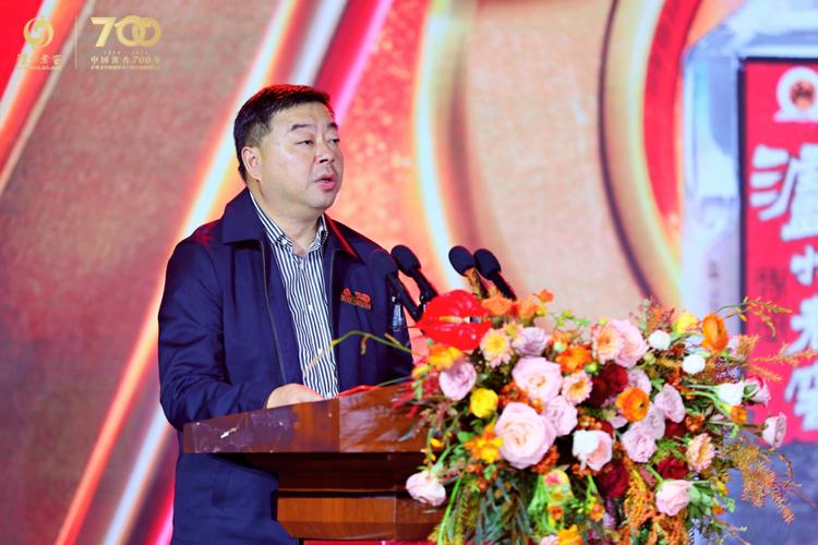 瀘州老窖總經理林鋒：國窖1573當年無法跟茅臺和五糧液競爭，因為當時5、60歲的人固定消費了