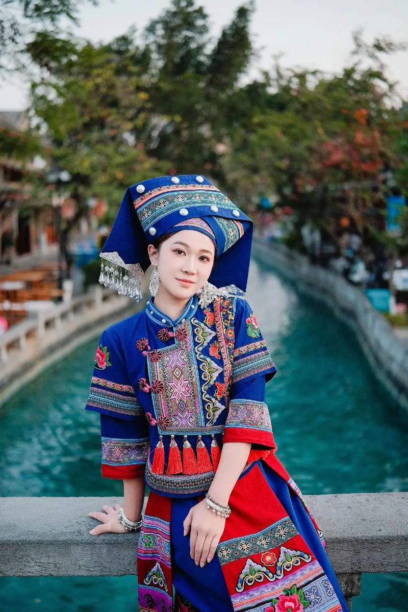 廣西三月三民族節(jié)慶典，傳統(tǒng)服飾驚艷亮相！
