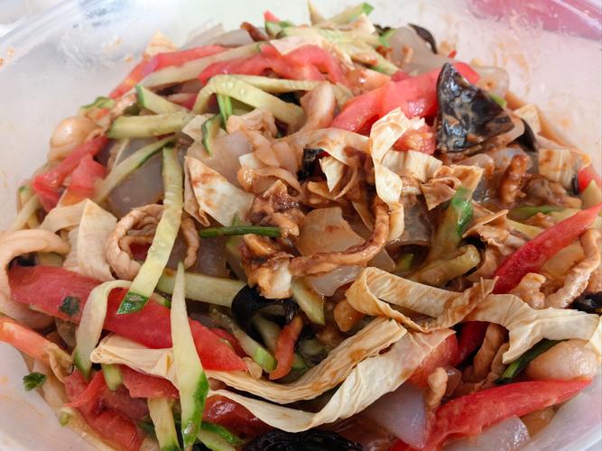 平?jīng)龅木欧N美食，吃后讓人回味無(wú)窮