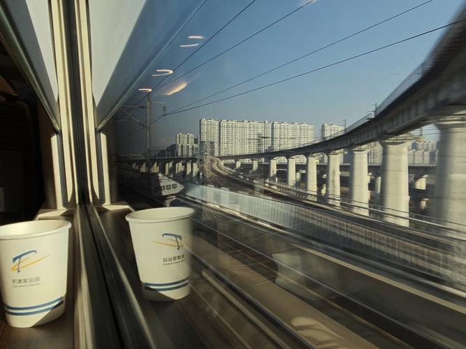 京滬標桿車G20在徐州故黃河畔縱橫馳騁，現(xiàn)代與自然完美融合
