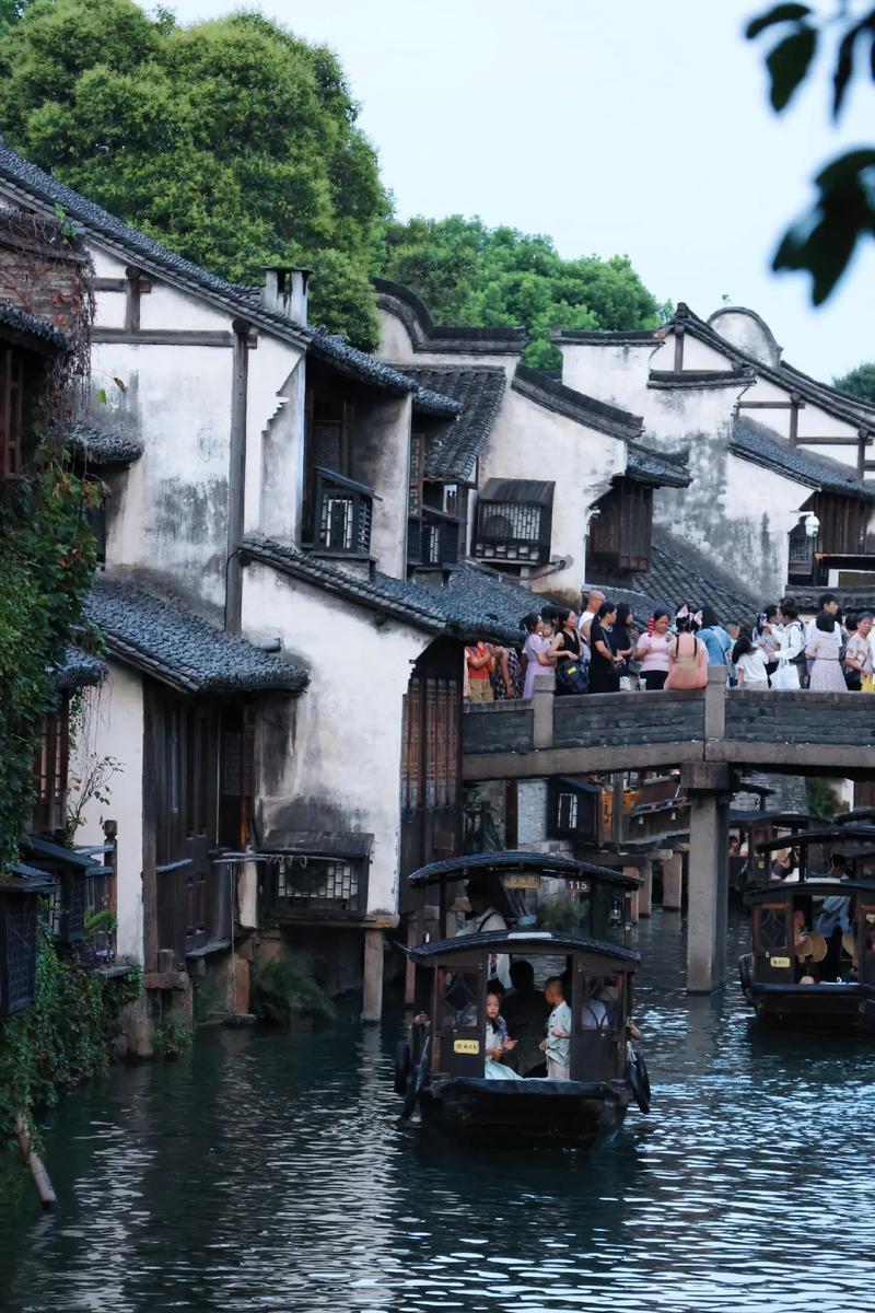 打卡烏鎮(zhèn)，感受江南水鄉(xiāng)的寧靜與古韻