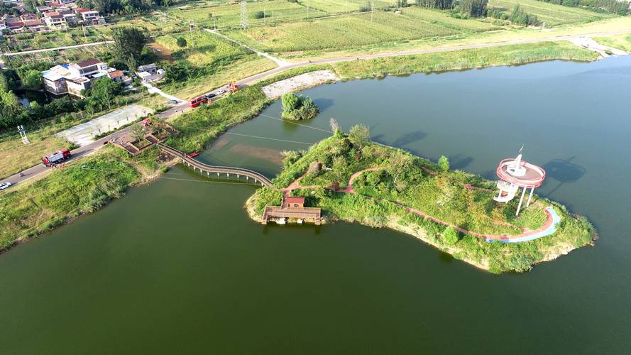 蟠龍河省級濕地公園環(huán)境優(yōu)美，是一處休閑游玩打卡的好去處