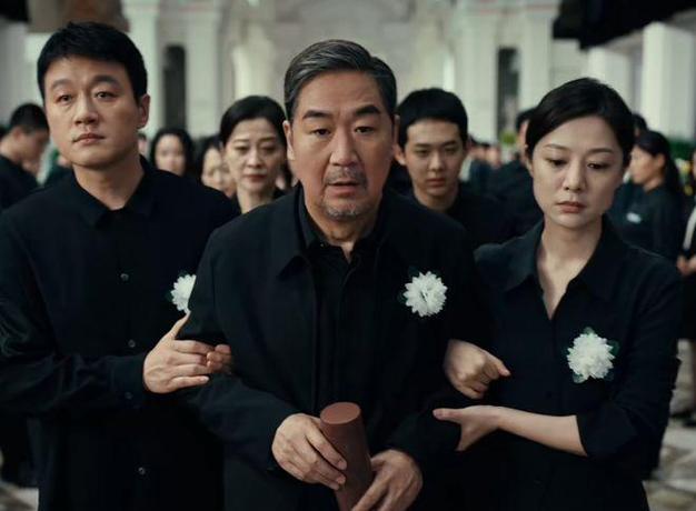 央視劇《我的后半生》來襲！全員上桌視帝影后飆戲，全劇無一廢人
