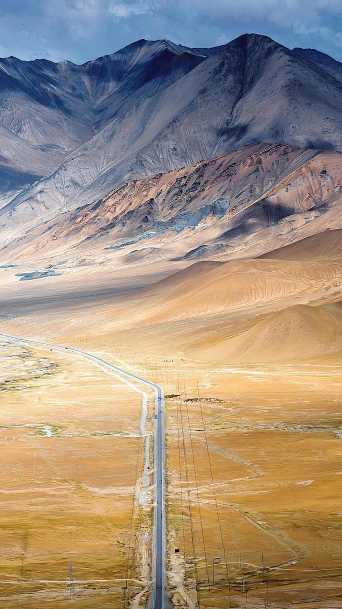 #最美公路風(fēng)景 帕米爾高原#中巴友誼公路 期待六月伊犁